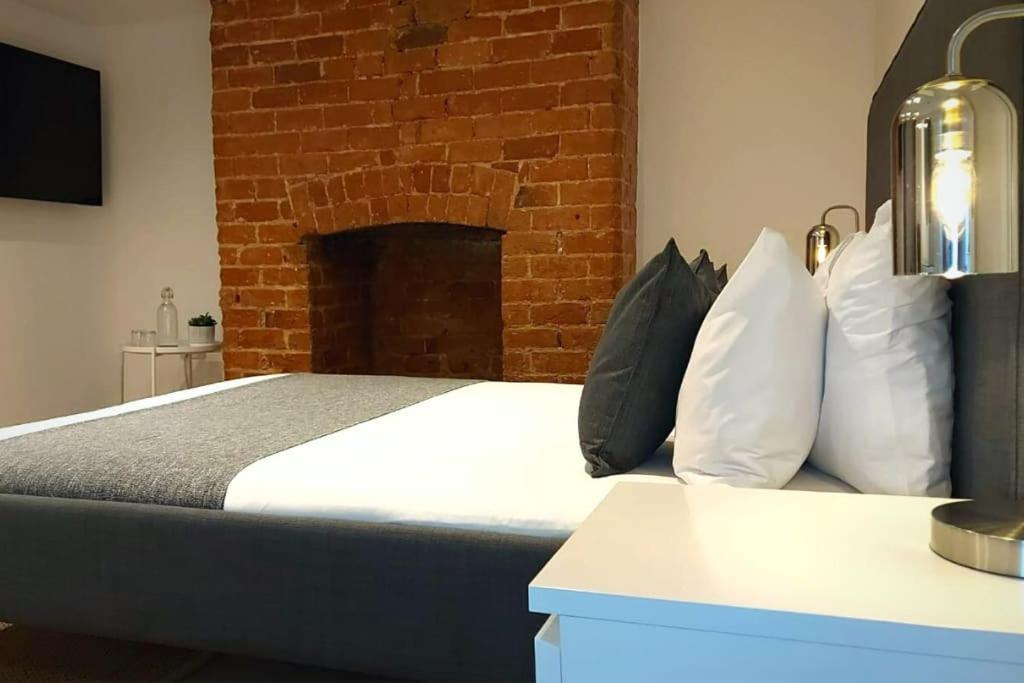 Stylish Apartment In City Centre With Parking Preston  Exteriér fotografie