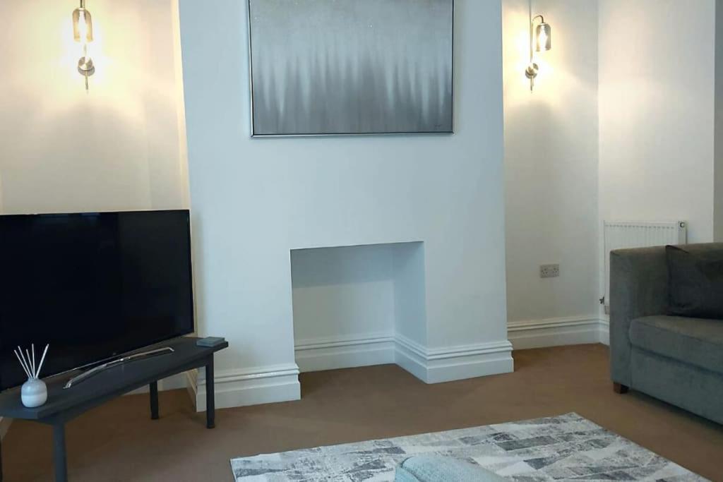 Stylish Apartment In City Centre With Parking Preston  Exteriér fotografie