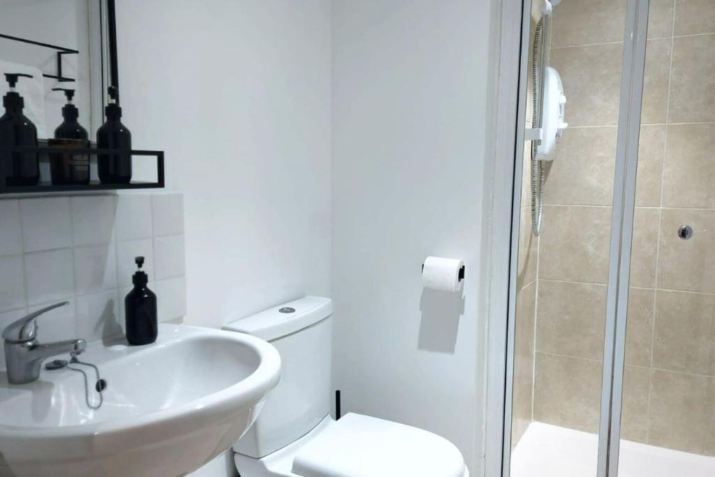 Stylish Apartment In City Centre With Parking Preston  Exteriér fotografie
